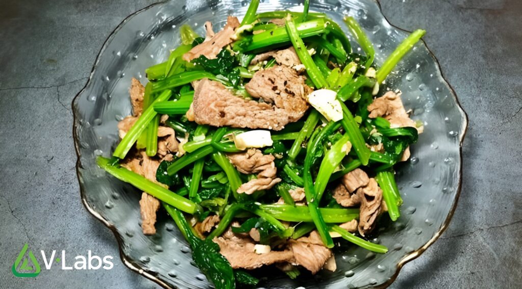 rau chân vịt xào bò